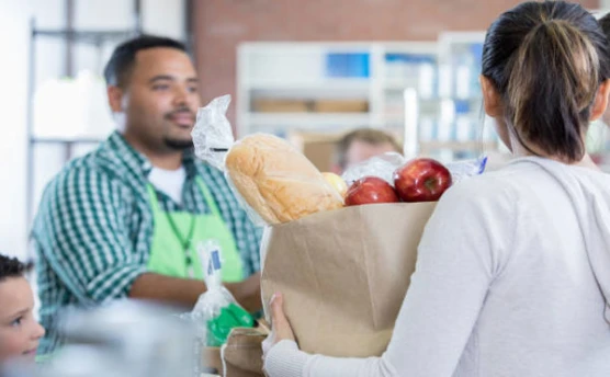 Programa asistencial de nutrición suplementaria nos EUA: SNAP